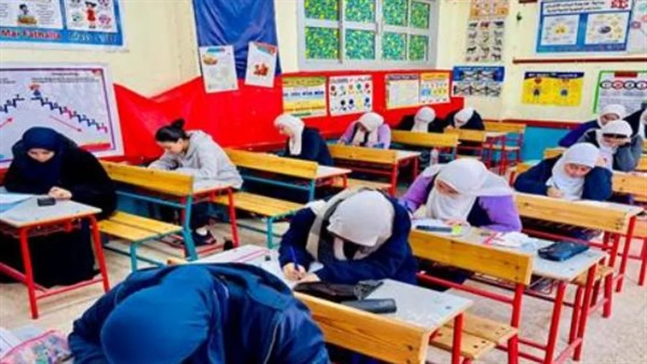 تغيير مفاجئ.. جدول امتحانات الثانوية العامة أدبي ومواعيد اختبارات المواد الدراسية